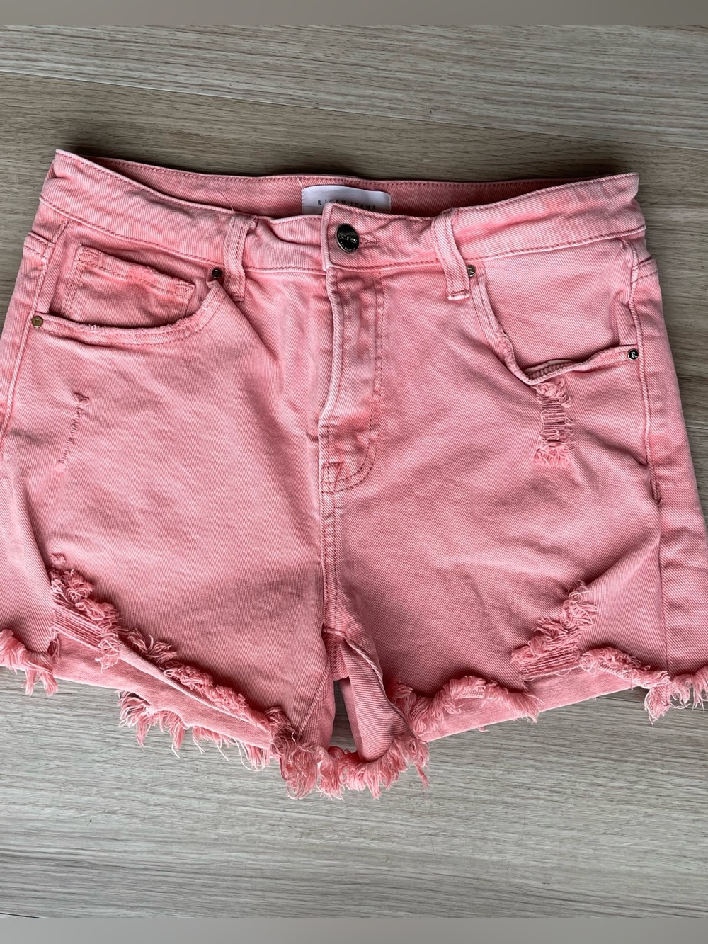 RISEN Jeans Women's High Rise Pink Frayed Hem Distressed Denim Shorts Size Large